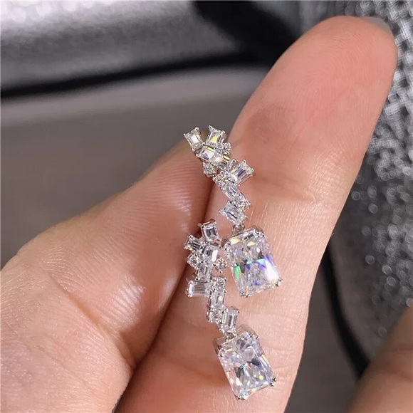 NEW SILVER DIAMONDS EARRINGS - Picture 7 of 9